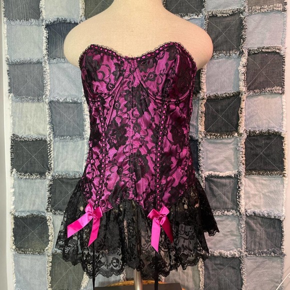 Fredricks Of Hollywood Corset